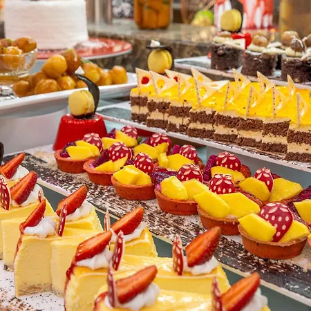 Concorde De Luxe Resort 5*